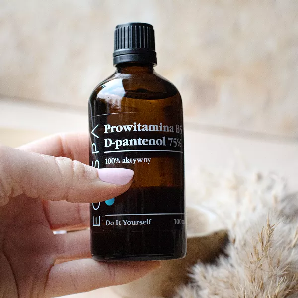 Prowitamina B5 - D-pantenol 75%