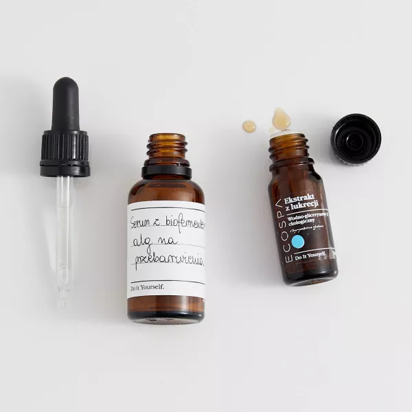 Serum żelowe z biofermentem z alg na przebarwienia