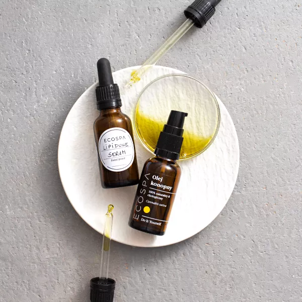 Lipidowe serum do cery problemowej C + A