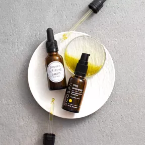 Lipidowe serum do cery problemowej C + A