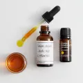 Serum olejowe anti-age z witaminą A i olejem marula