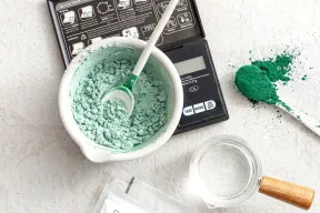 Maska algowa peel-off z proszkowaną spiruliną