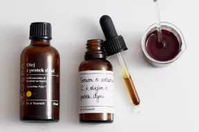 Lipidowe serum do cery dojrzałej C + E