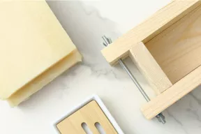 Jak zrobić mydło metodą na zimno DIY?