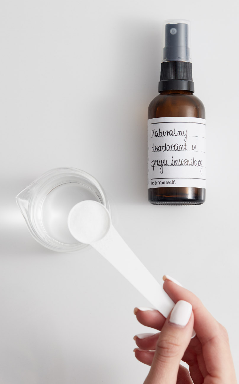 naturalny dezodorant w sprayu